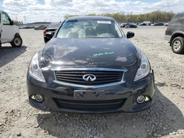 2015 Infiniti Q40