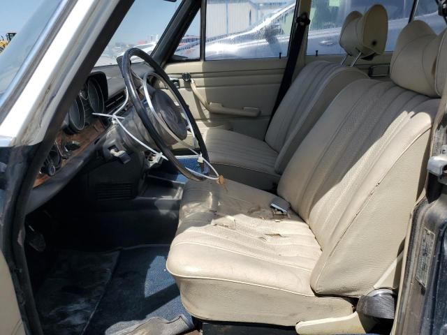 1972 Mercedes-Benz 250