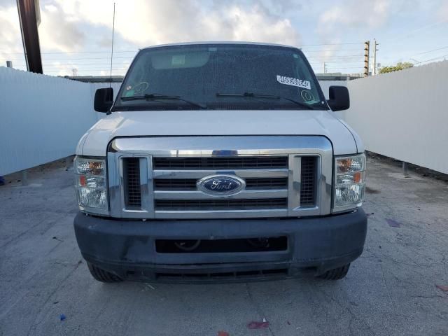 2013 Ford Econoline E350 Super Duty Van