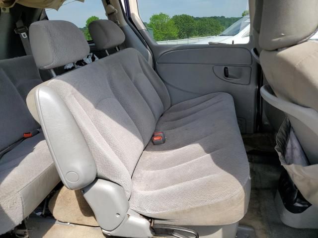 2005 Chrysler Town & Country