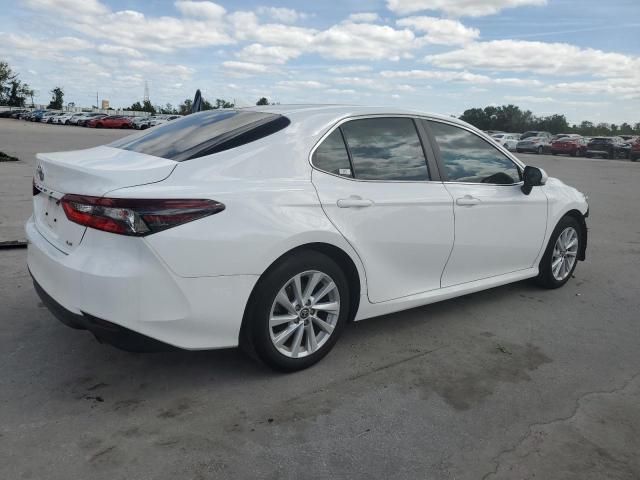 2022 Toyota Camry LE