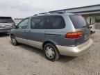 1999 Toyota Sienna LE