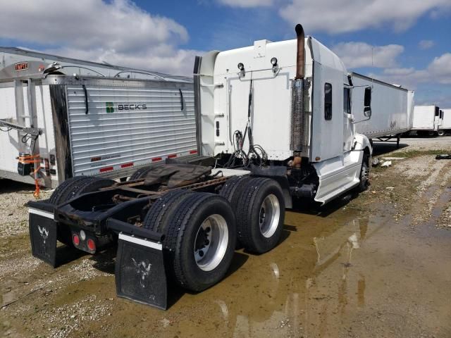 2005 Freightliner Conventional Columbia