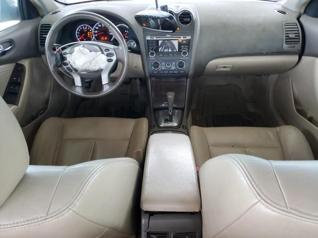 2010 Nissan Altima Base