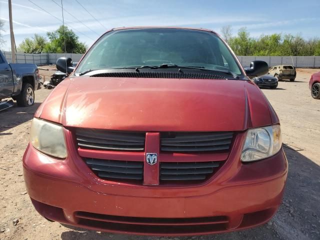 2005 Dodge Grand Caravan SE