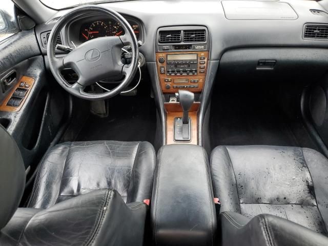 2000 Lexus ES 300