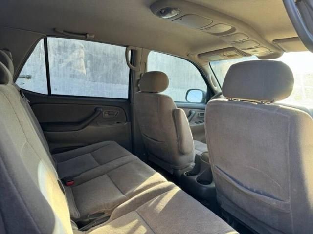 2001 Toyota Sequoia SR5