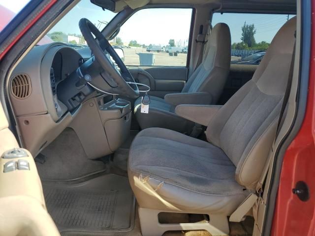 2000 GMC Safari XT