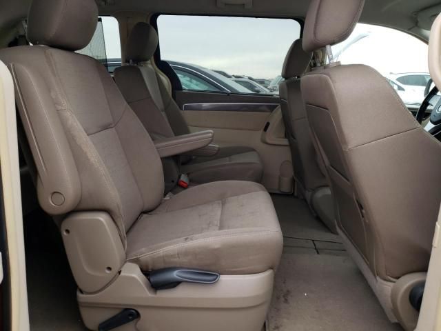 2009 Volkswagen Routan SE