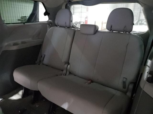 2015 Toyota Sienna XLE