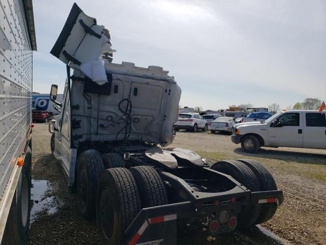 2024 Freightliner Cascadia 126