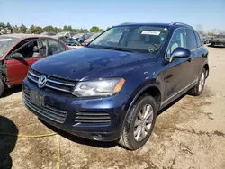 Salvage cars for sale at Elgin, IL auction: 2011 Volkswagen Touareg V6