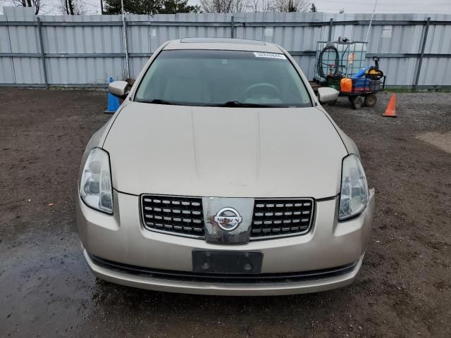 2004 Nissan Maxima SE