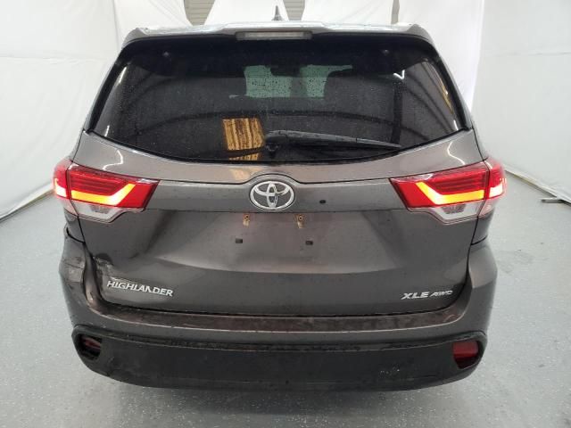 2018 Toyota Highlander SE