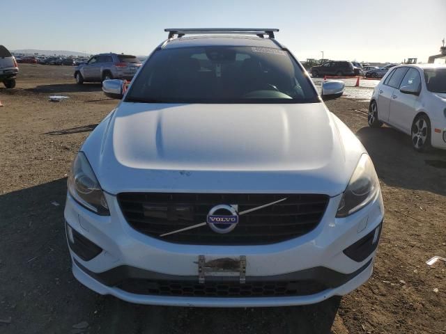 2016 Volvo XC60 T6 R-Design