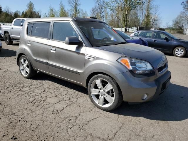 2010 KIA Soul +