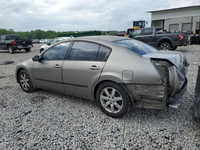 2004 Nissan Maxima SE