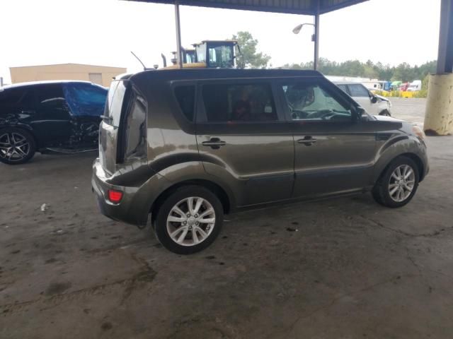 2013 KIA Soul +