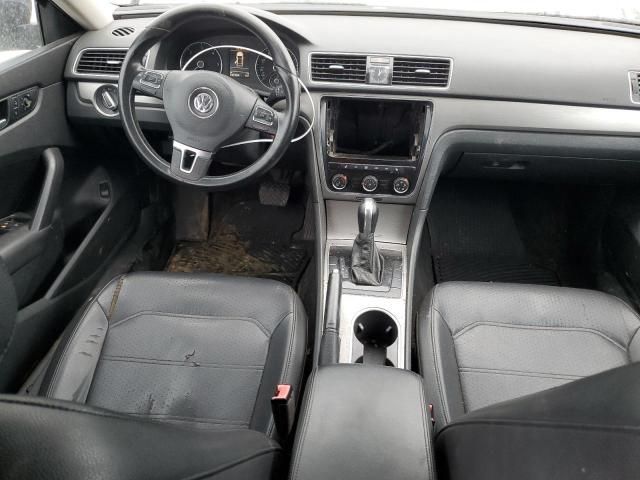 2015 Volkswagen Passat SE