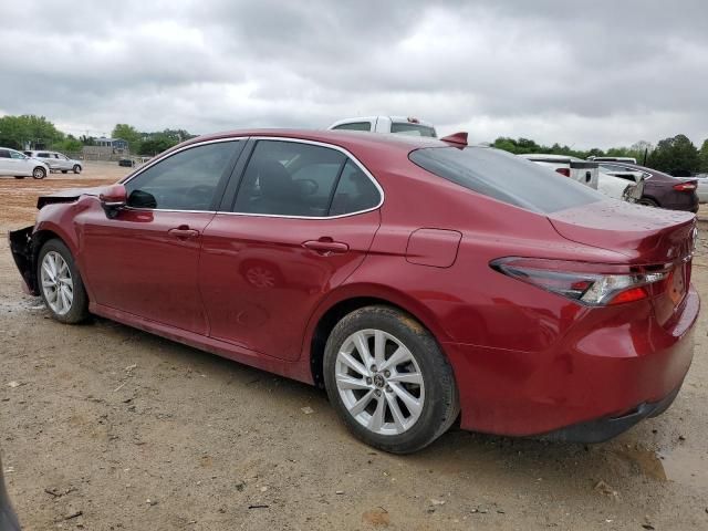 2022 Toyota Camry LE