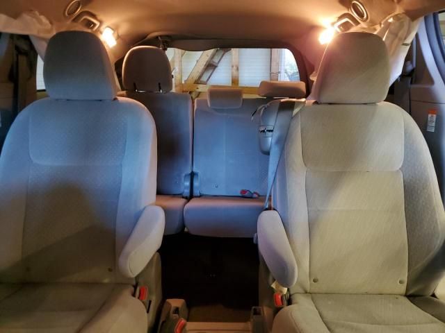 2015 Toyota Sienna LE