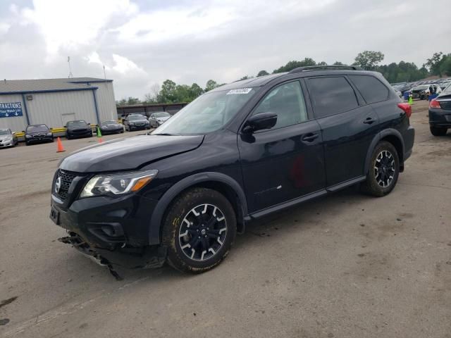 2020 Nissan Pathfinder SL