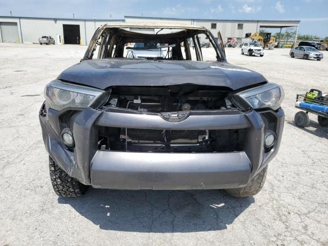 2017 Toyota 4runner SR5/SR5 Premium