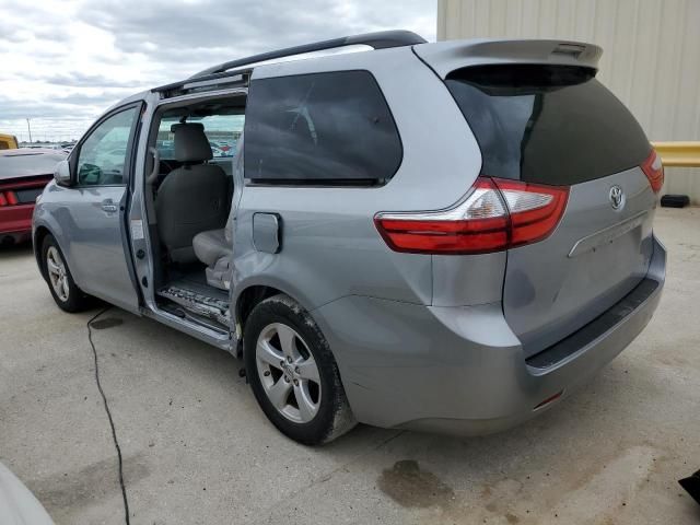 2015 Toyota Sienna LE