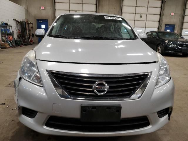 2013 Nissan Versa S