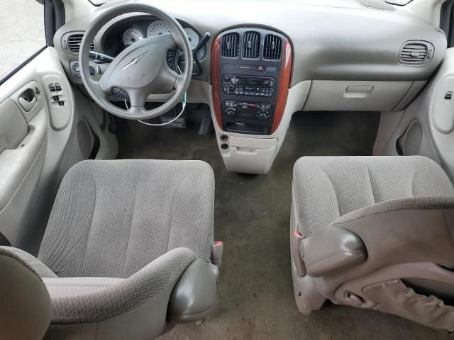 2006 Chrysler Town & Country