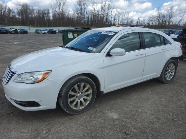 2013 Chrysler 200 Touring