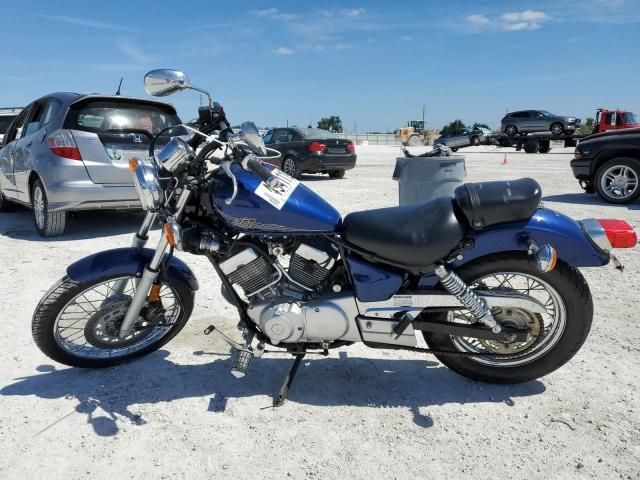 2013 Yamaha XV250