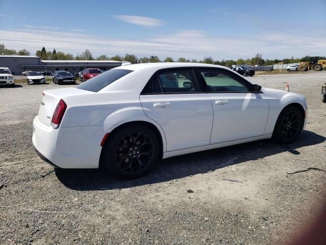 2019 Chrysler 300 Touring