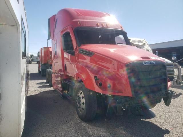 2024 Freightliner Cascadia 126