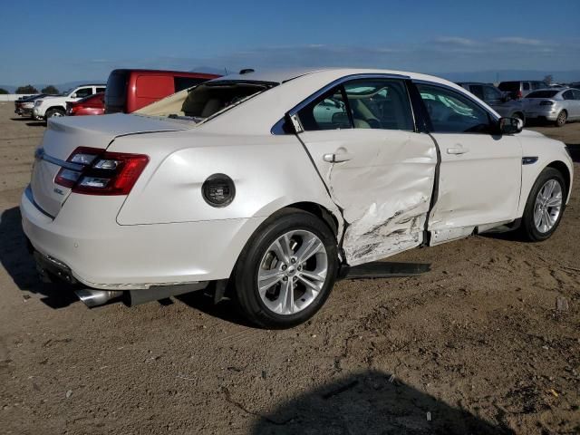 2018 Ford Taurus SEL