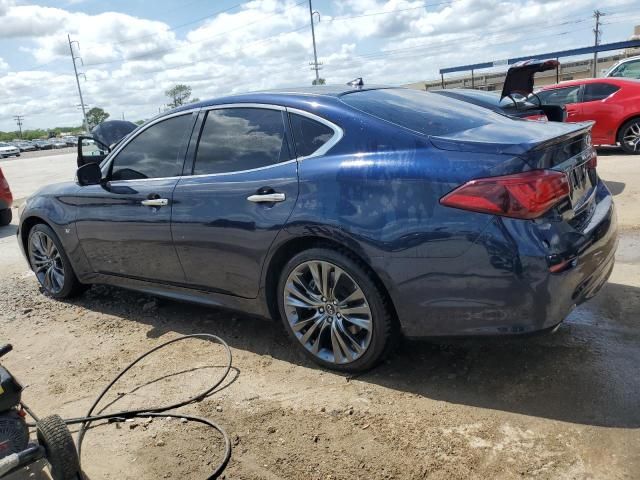 2016 Infiniti Q70 3.7