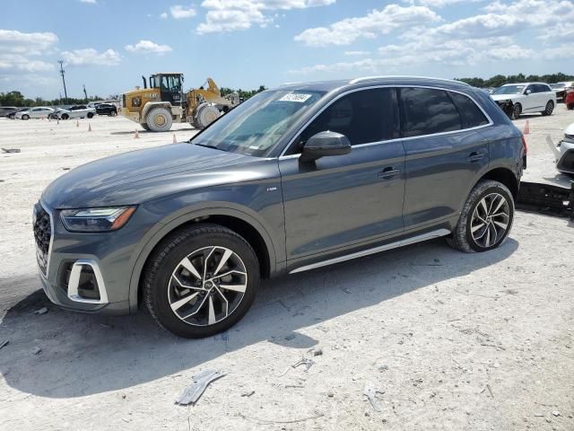 2022 Audi Q5 Premium Plus 45