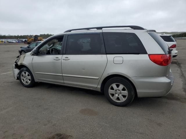 2010 Toyota Sienna CE