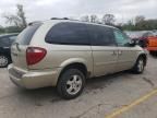 2005 Chrysler Town & Country LX