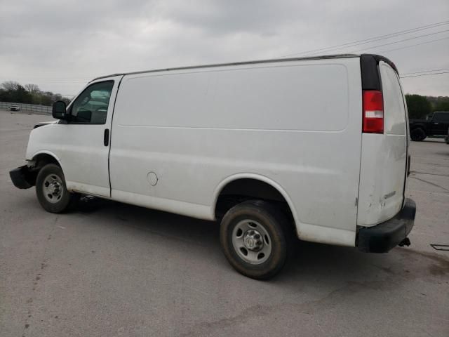 2020 Chevrolet Express G2500