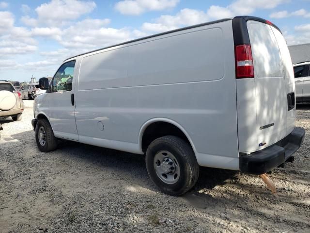 2020 Chevrolet Express G2500