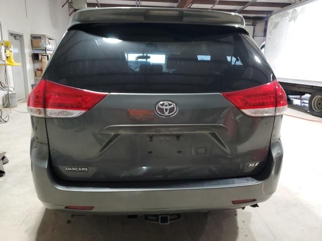 2014 Toyota Sienna XLE