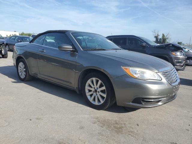 2012 Chrysler 200 Touring