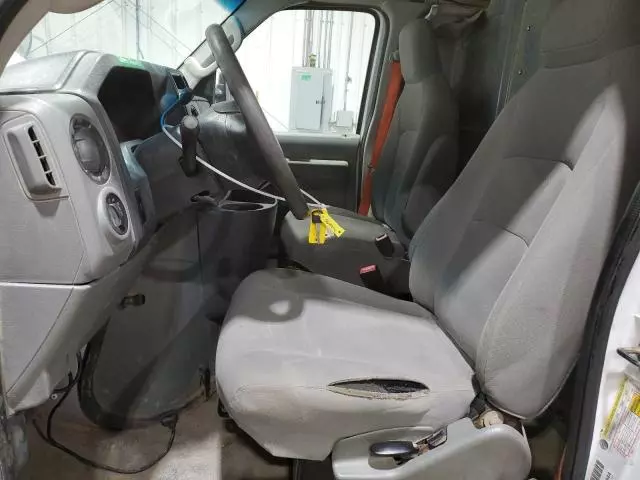 2010 Ford Econoline E150 Van