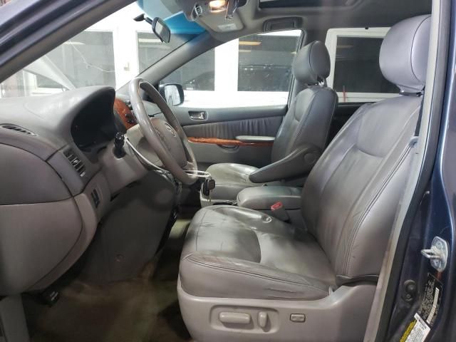 2006 Toyota Sienna XLE