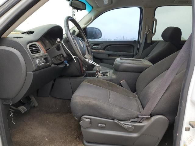 2011 Chevrolet Suburban C1500  LS