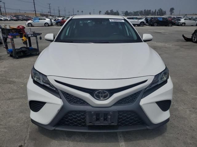 2020 Toyota Camry SE