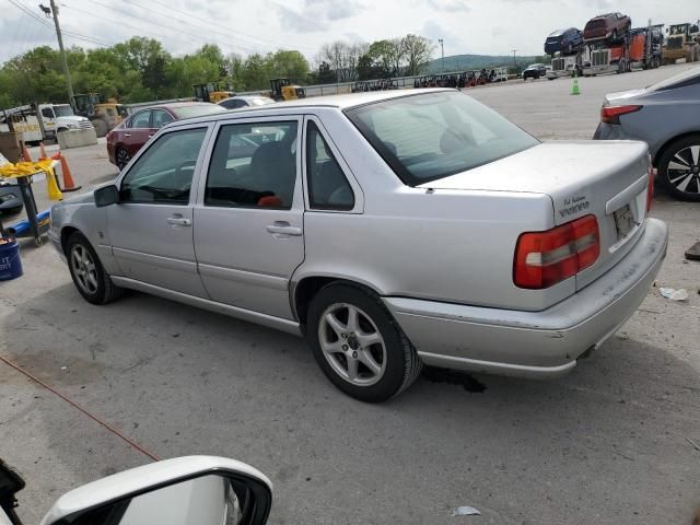 1999 Volvo S70