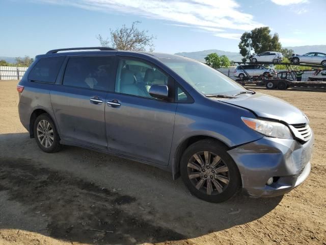 2017 Toyota Sienna XLE