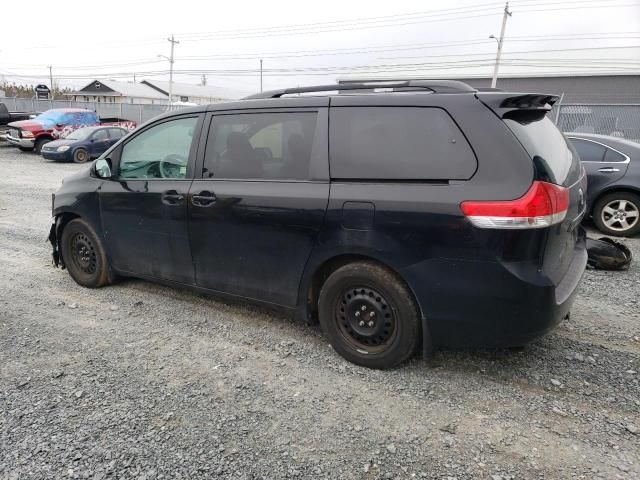 2012 Toyota Sienna LE